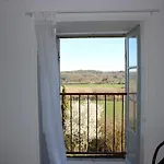 With Garden And Lovely View Nyaraló Limeuil