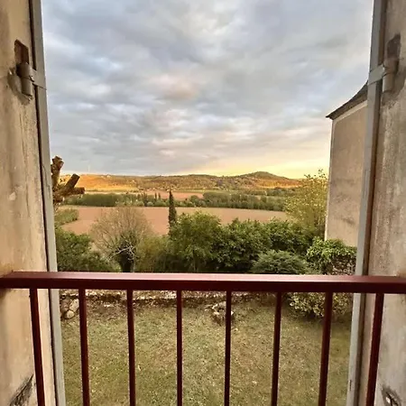 With Garden And Lovely View Limeuil